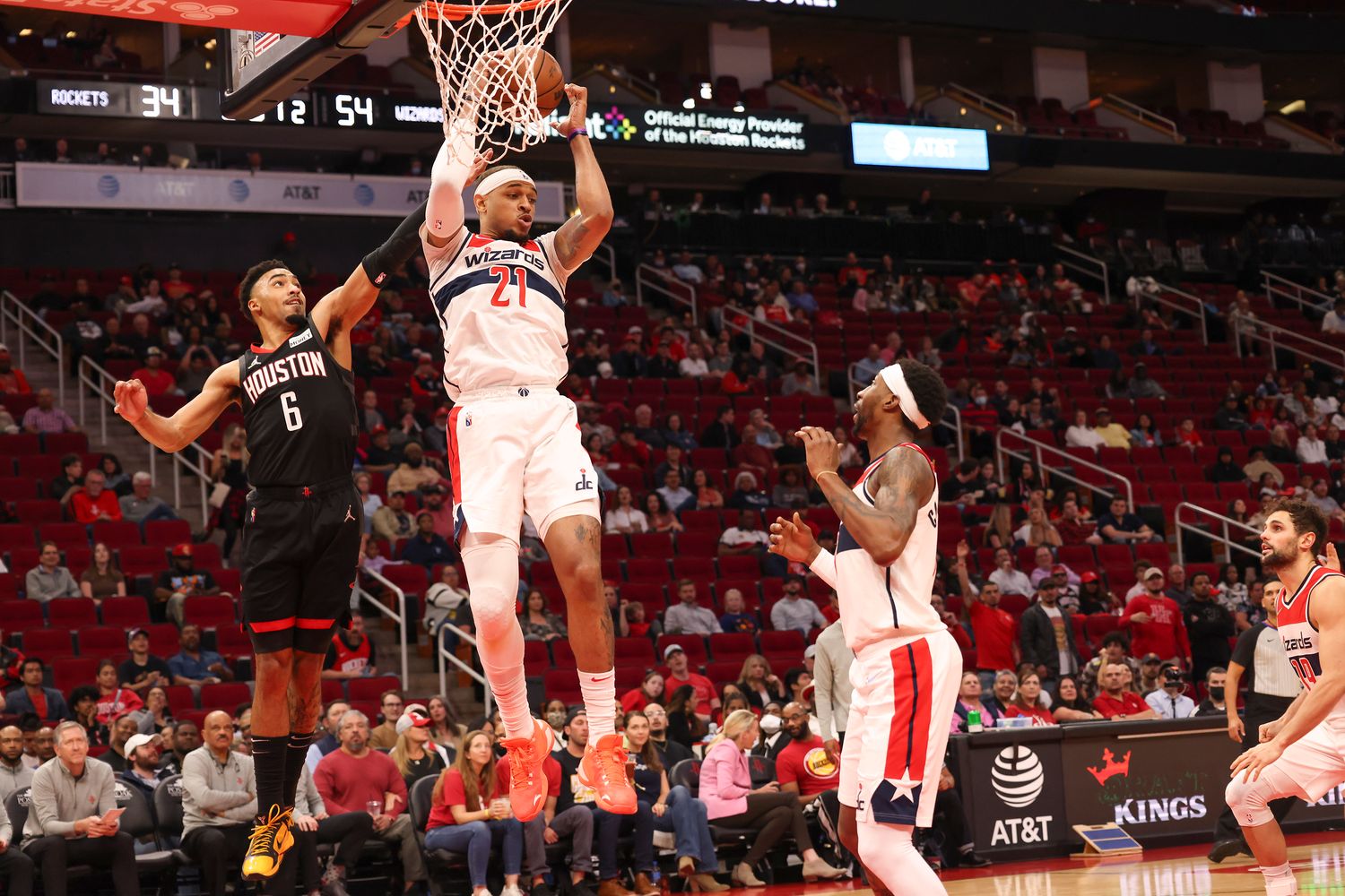 Washington Wizards center Daniel Gafford (21) against the Houston Rockets